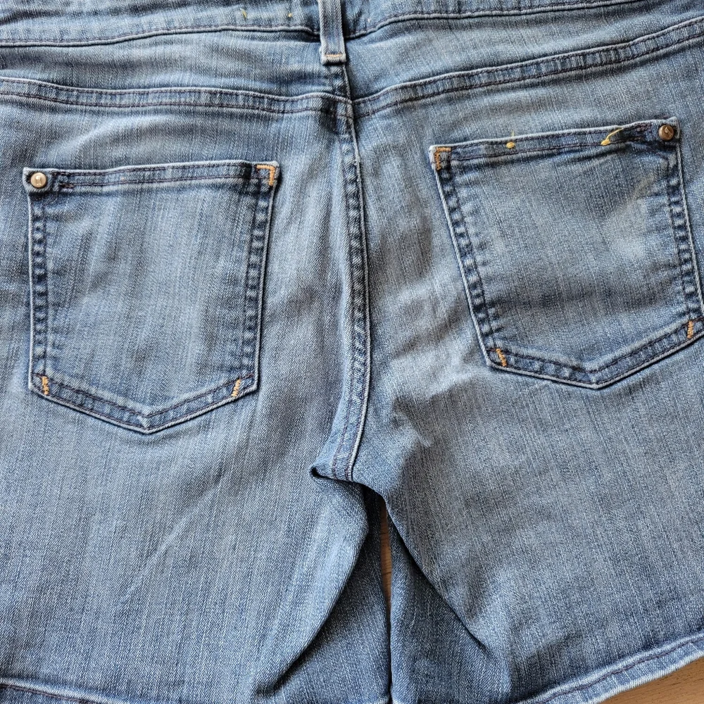 Pilcro and the Letterpress (Anthropologie) Jean shorts - Picture 3 of 12